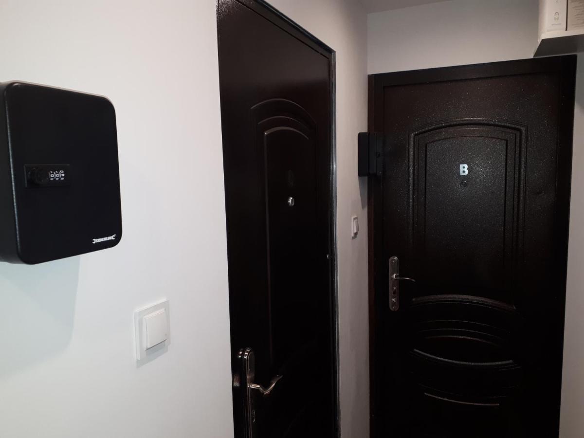 Apartamenty Centrum Mala Dwojeczka Blekitna Panoramiczna Balkonem Promenada Kielce Kültér fotó