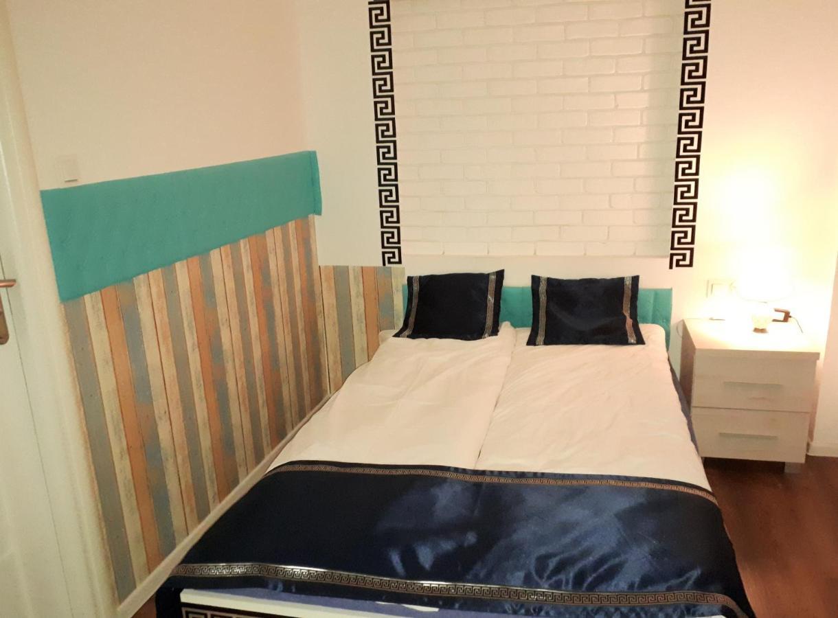 Apartamenty Centrum Mala Dwojeczka Blekitna Panoramiczna Balkonem Promenada Kielce Kültér fotó